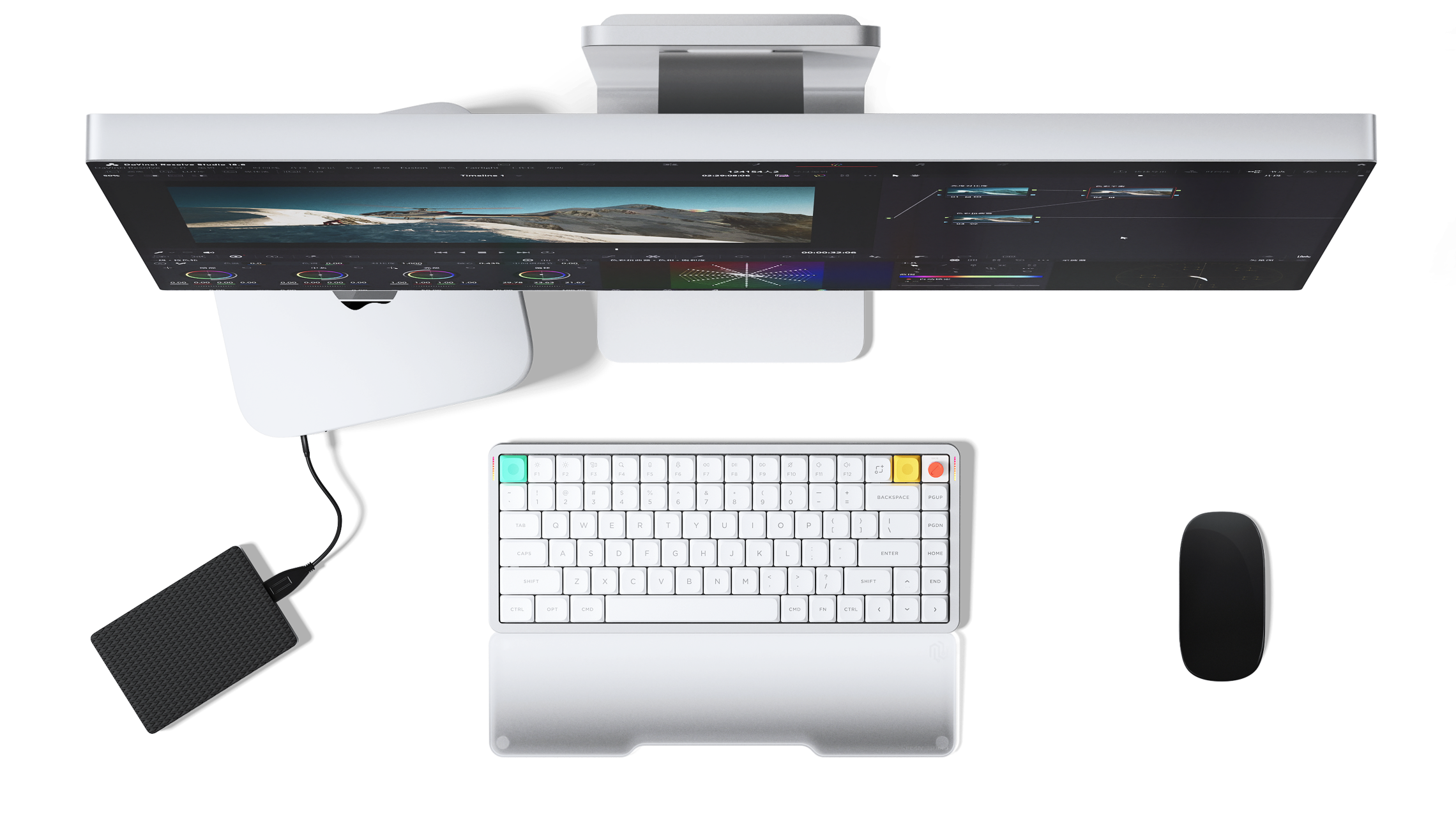 Others try
to be Mac-compatible
but this one belongs